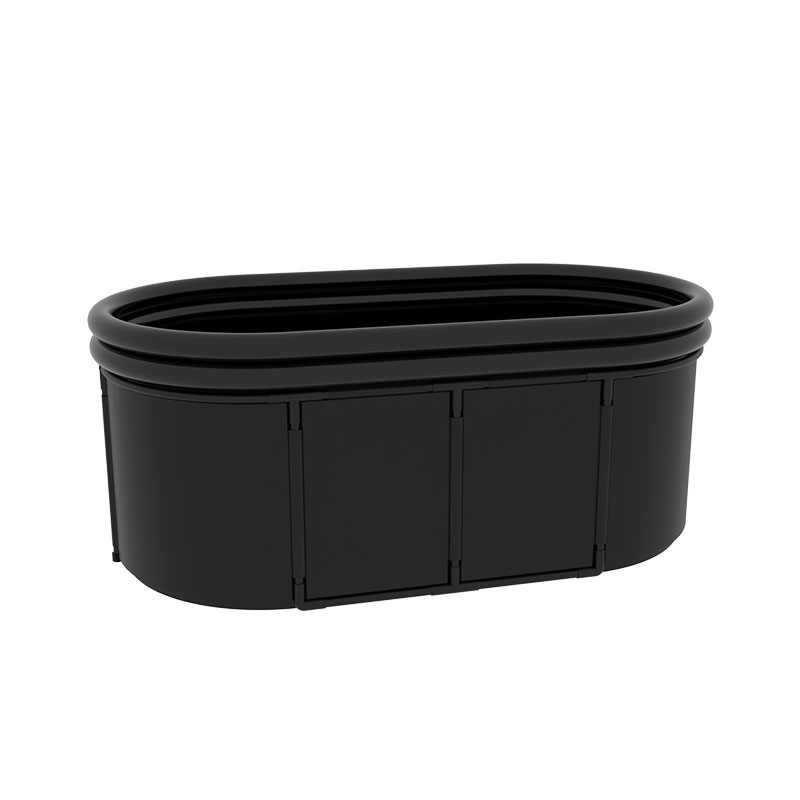 Duży zimny basen do odzyskiwania mięśni